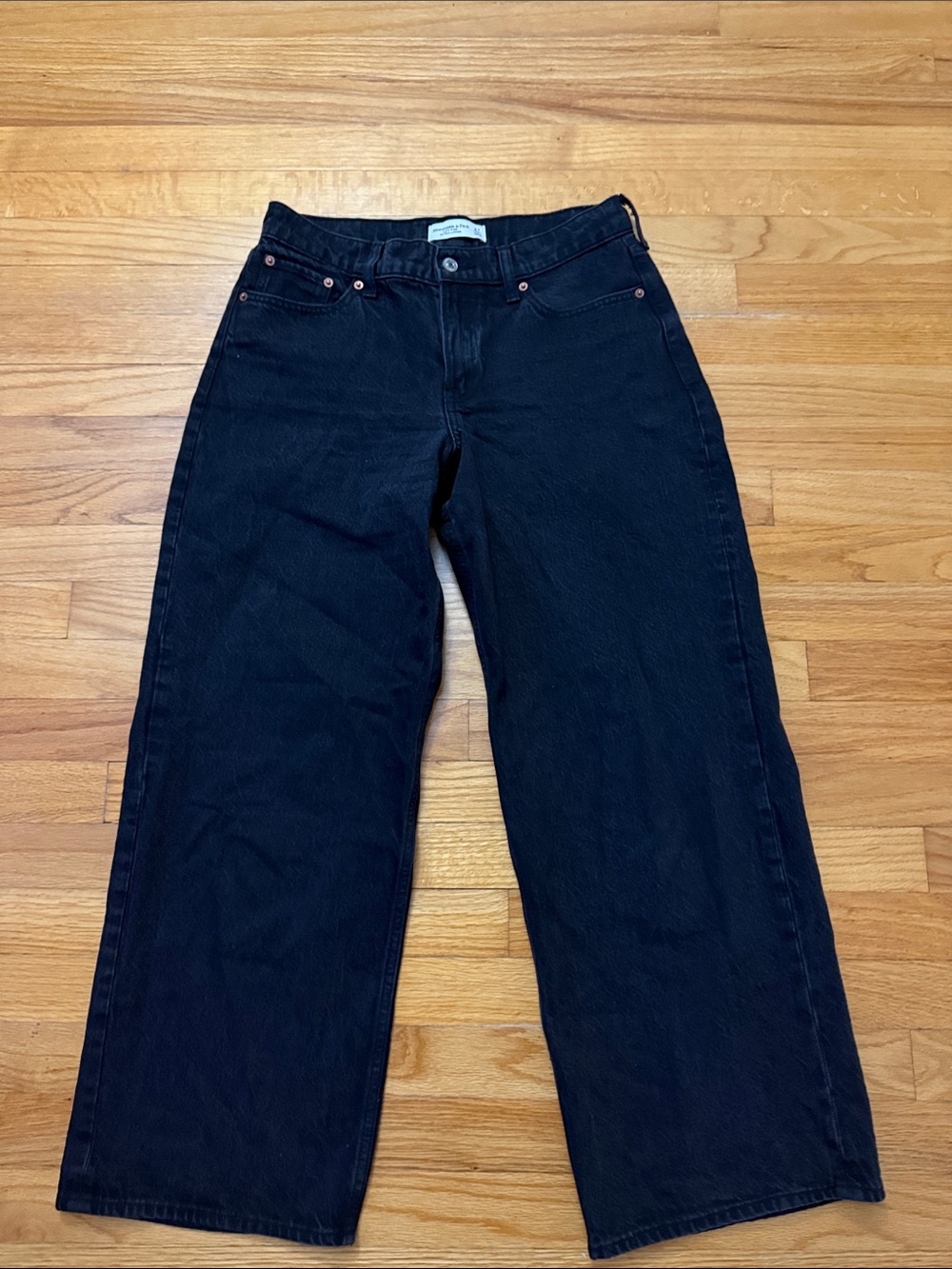 Abercrombie curve love Women’s Low Rise Ultra Loose Jeans 27 short
